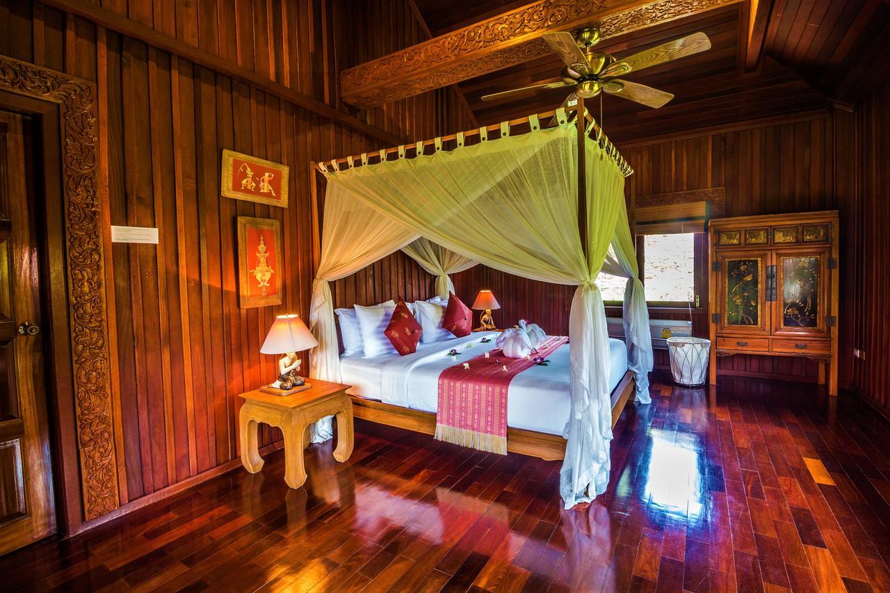 Erawan Villa Hotel Bang Rak Beach  Exterior foto