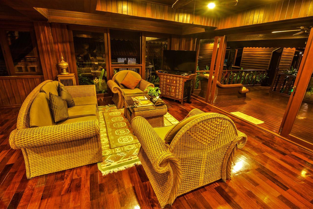 Erawan Villa Hotel Bang Rak Beach  Exterior foto