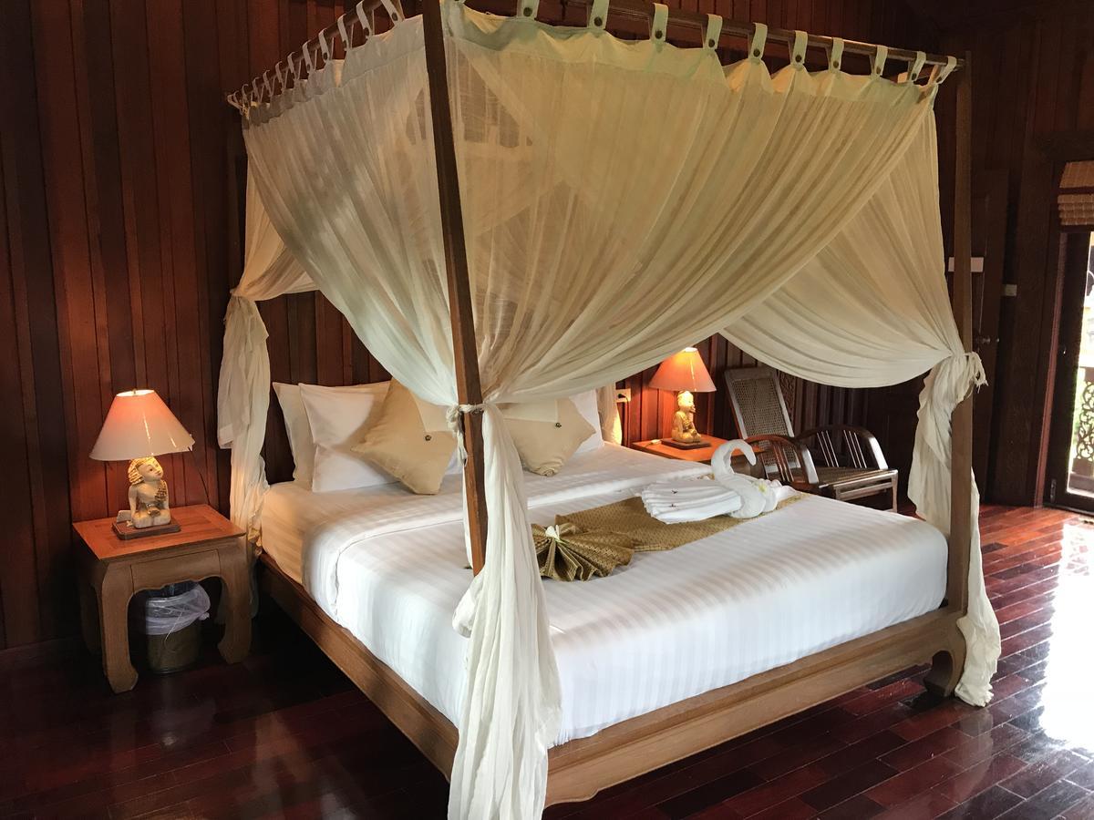 Erawan Villa Hotel Bang Rak Beach  Exterior foto