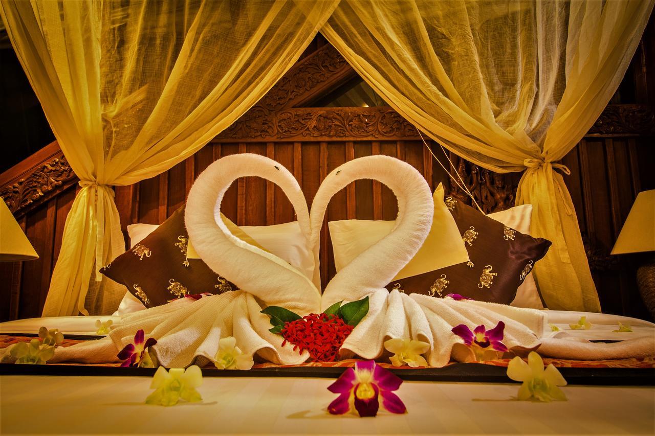 Erawan Villa Hotel Bang Rak Beach  Exterior foto