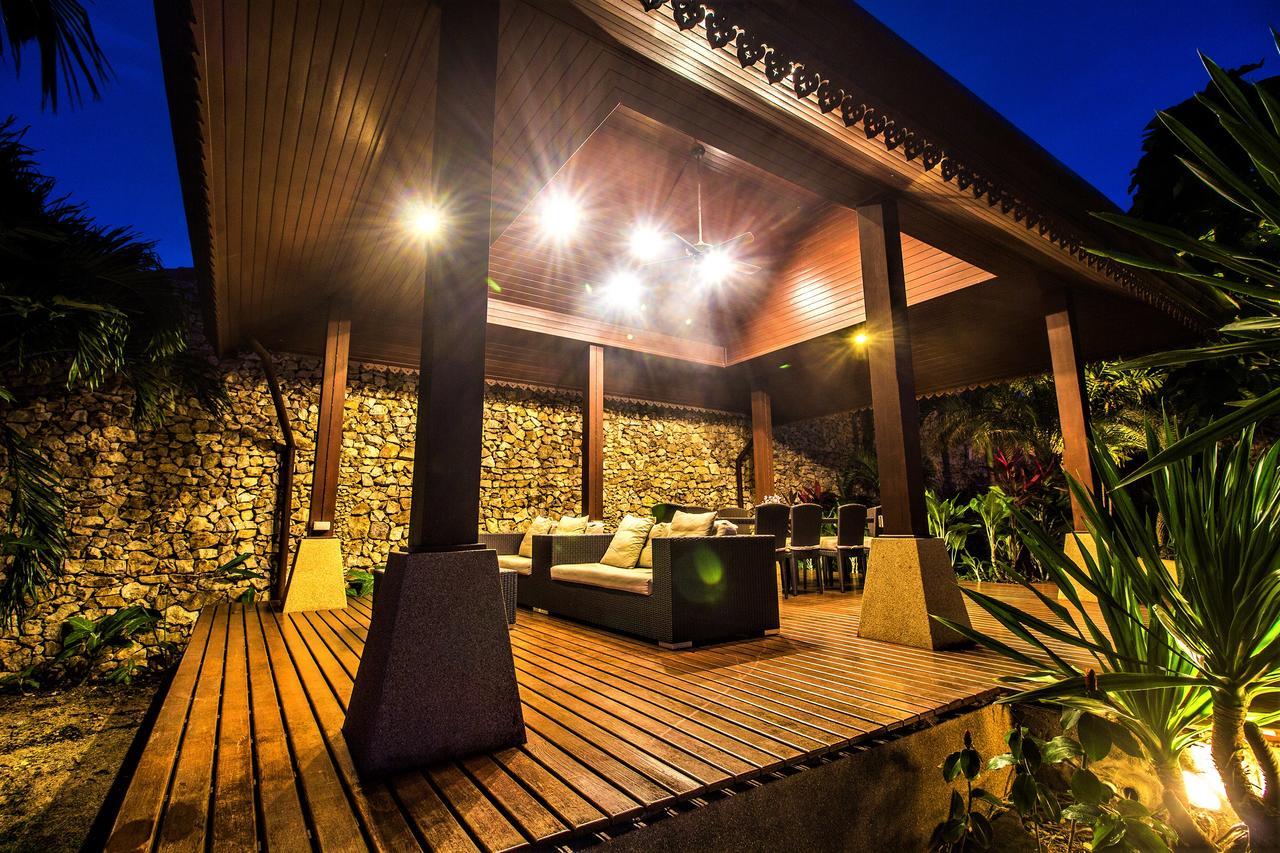 Erawan Villa Hotel Bang Rak Beach  Exterior foto