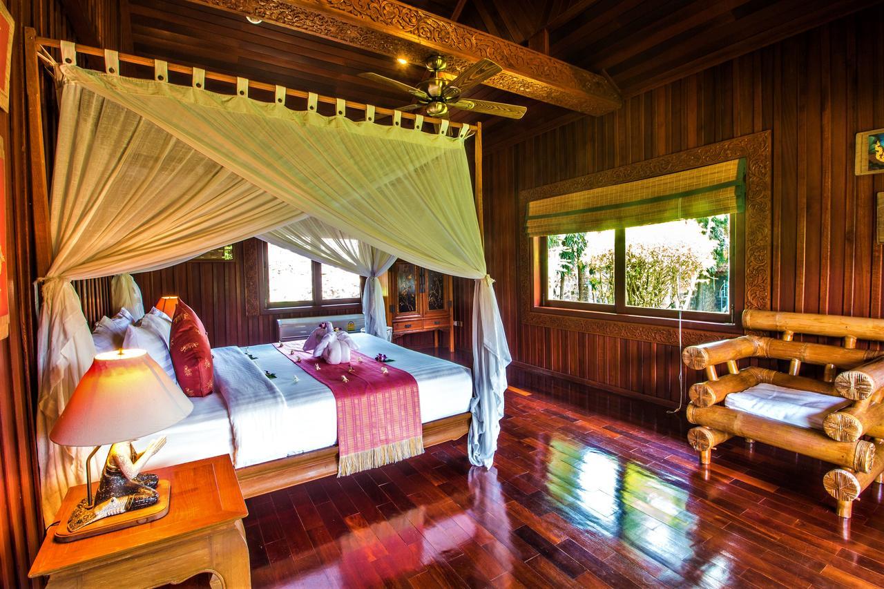 Erawan Villa Hotel Bang Rak Beach  Exterior foto