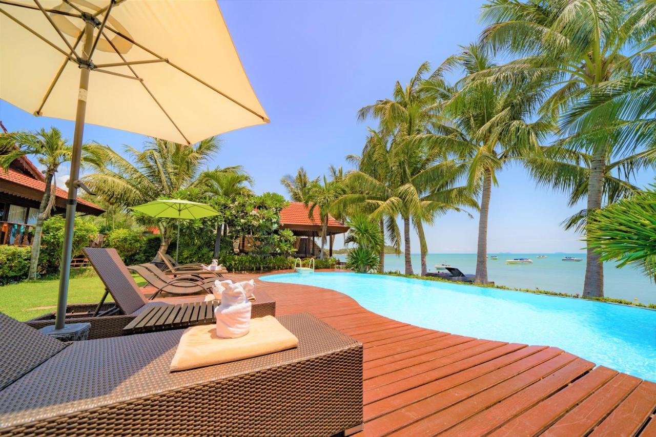 Erawan Villa Hotel Bang Rak Beach  Exterior foto