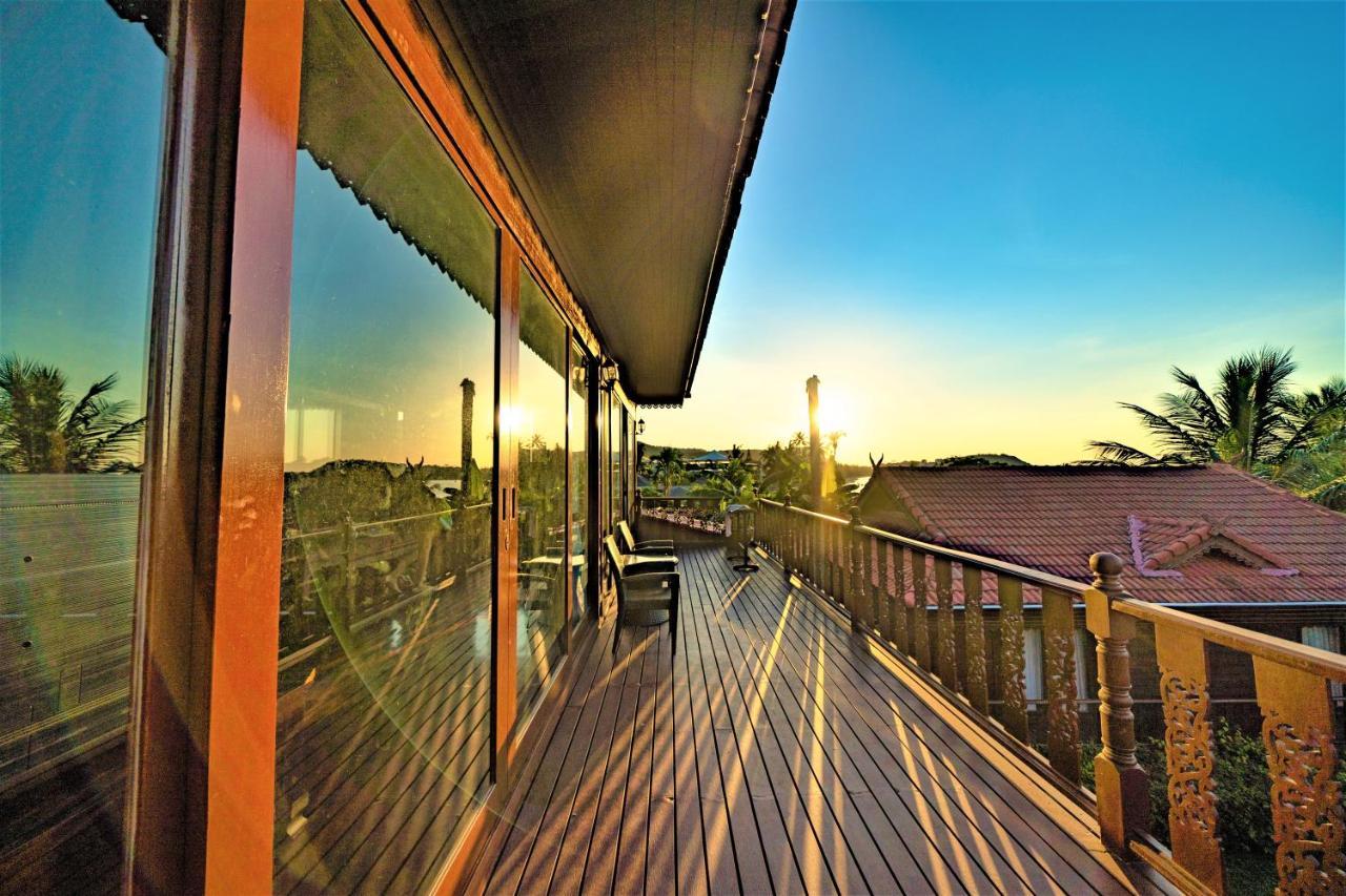 Erawan Villa Hotel Bang Rak Beach  Exterior foto