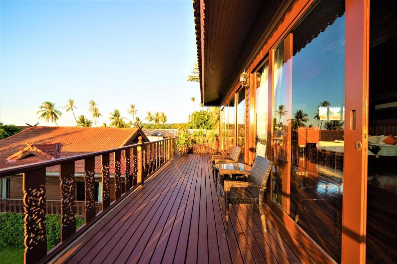 Erawan Villa Hotel Bang Rak Beach  Exterior foto