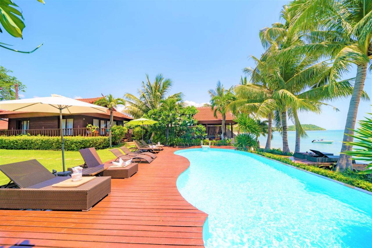 Erawan Villa Hotel Bang Rak Beach  Exterior foto